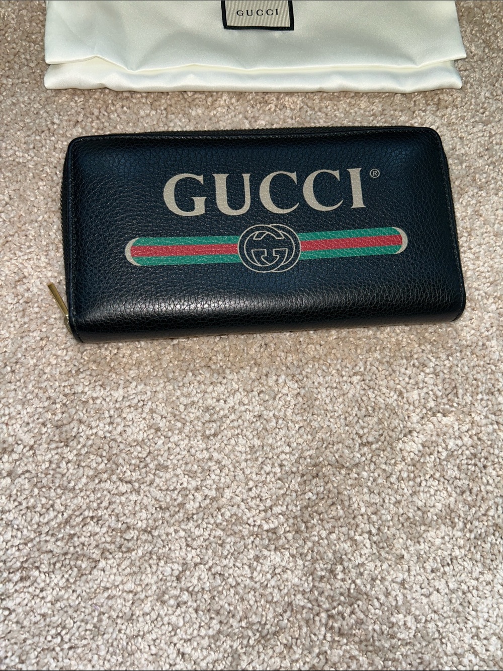 Gucci Black Leather Zip Wallet with Green-Red Stripe - Picture 15 of 16